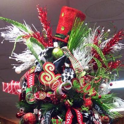 Famous flowers and gifts Christmas tree